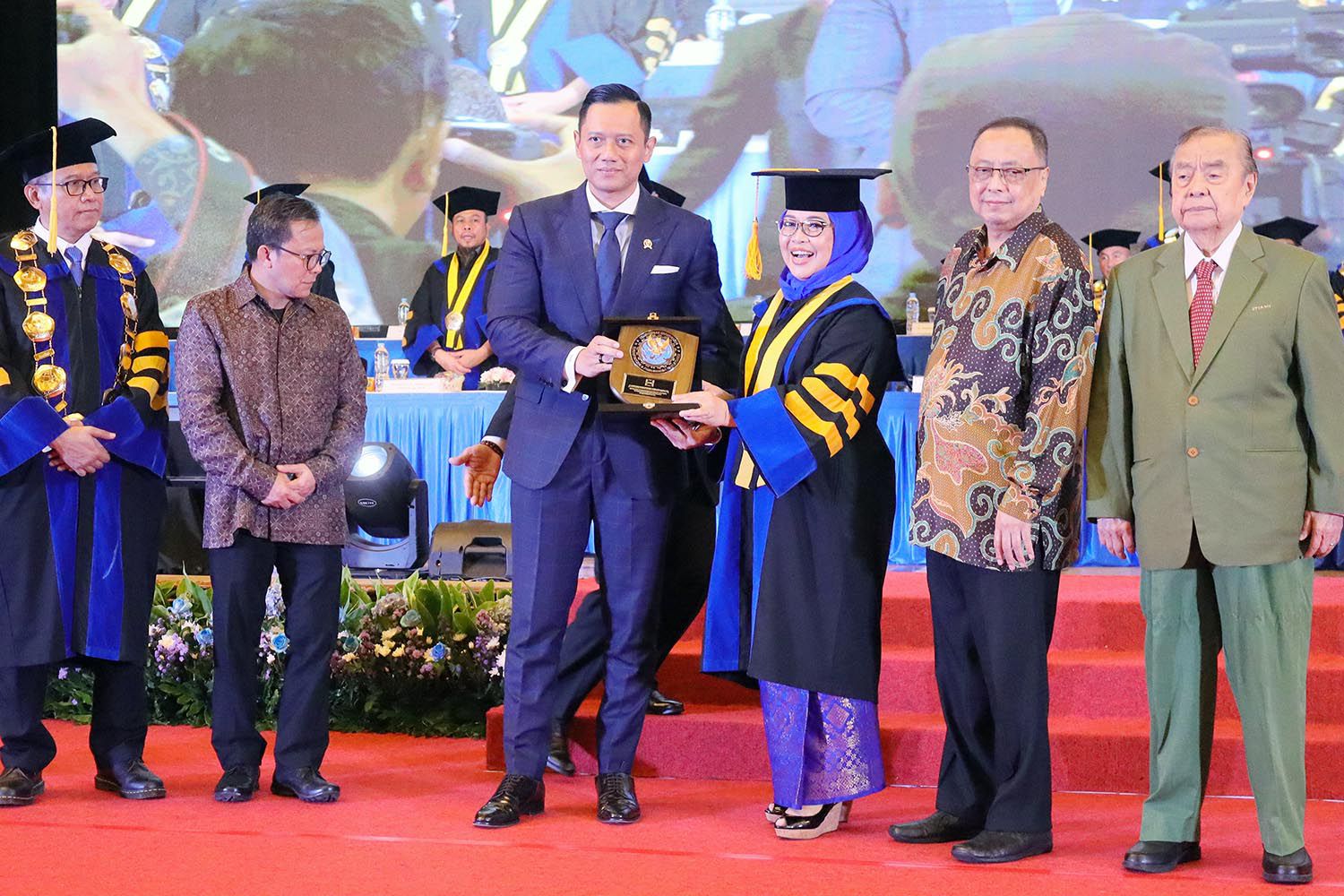 AHY Beri Semangat Membangun Negeri dengan  Inovasi dan Kolaborasi Kepada Wisudawan Institut Stiami