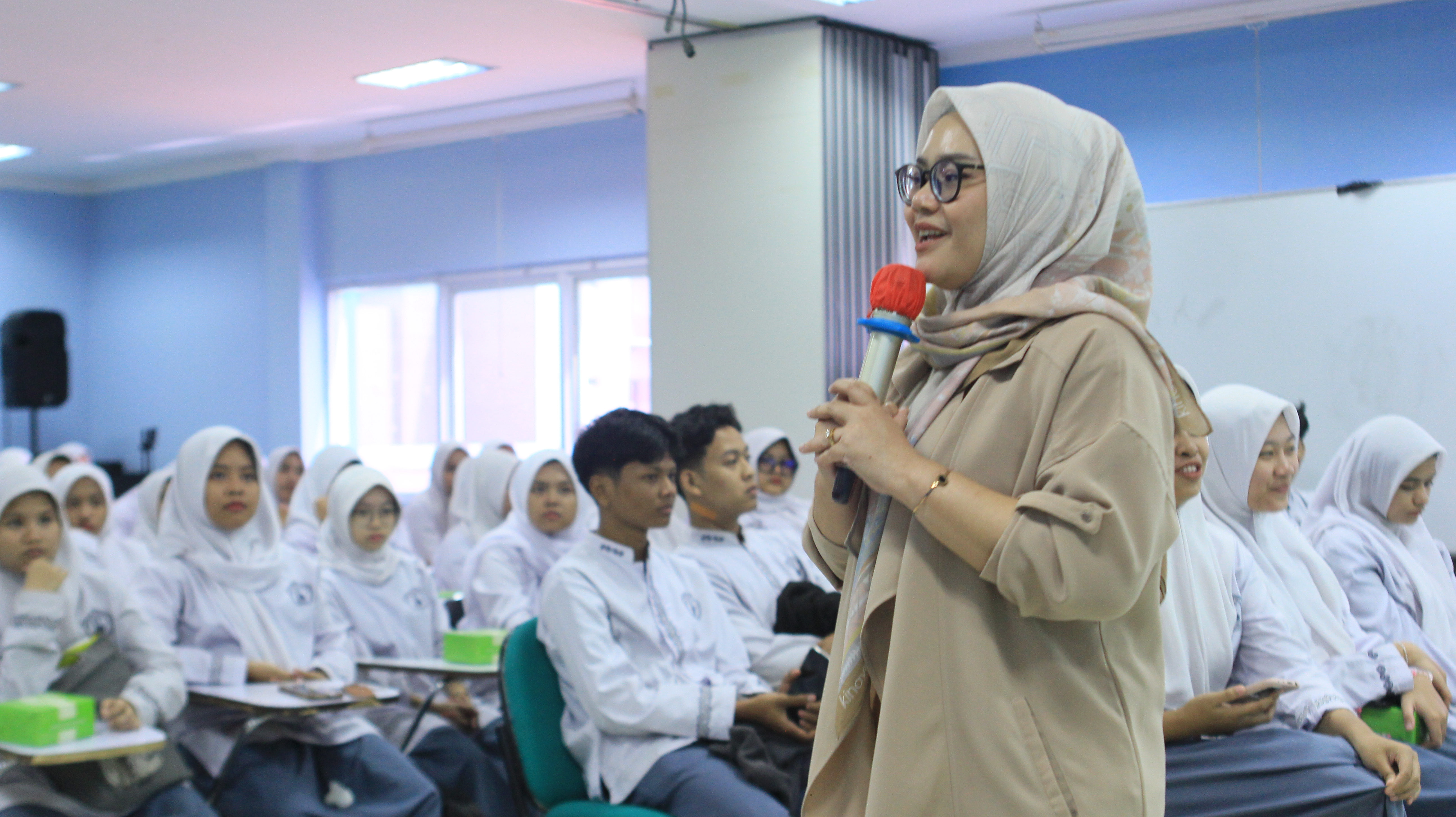 Institut STIAMI Menggelar Program Fast Track untuk Siswa/i SMKN 21 Jakarta