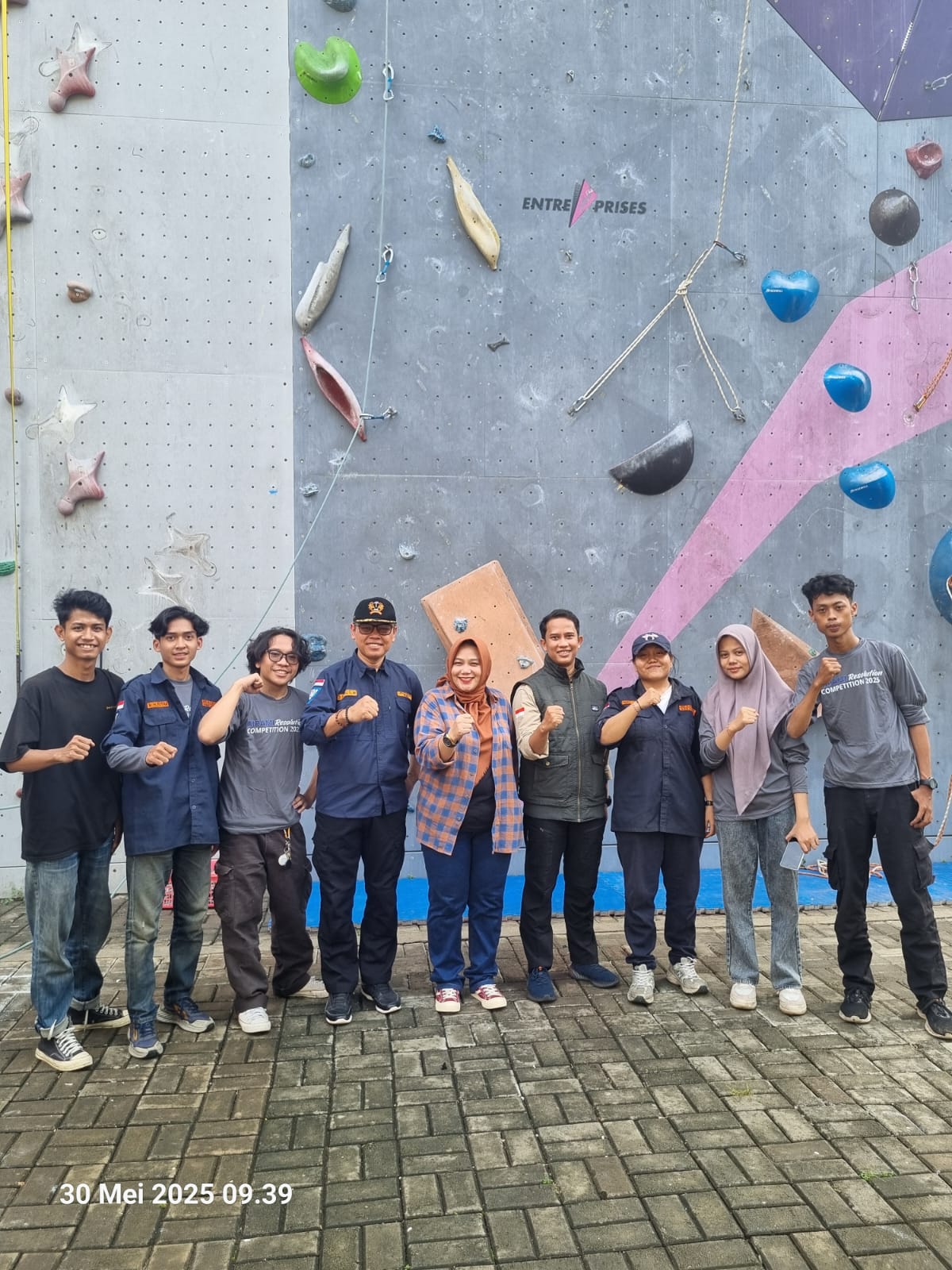 “Reach the Peak!” – IMPAMI INSTITUT STIAMI Hadirkan Wall Climbing Competition 2025