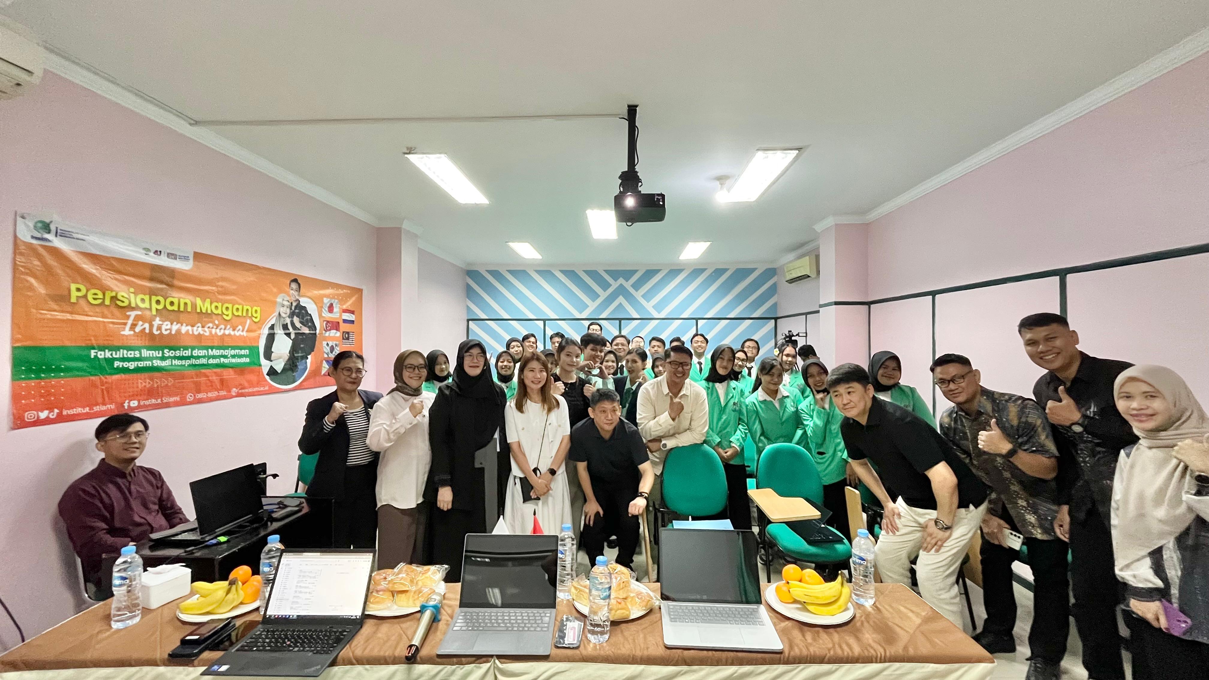 13 Mahasiswa Hospitaliti dan Pariwisata Lolos Mensetsu Program Magang Jepang bersama Yukai Resort