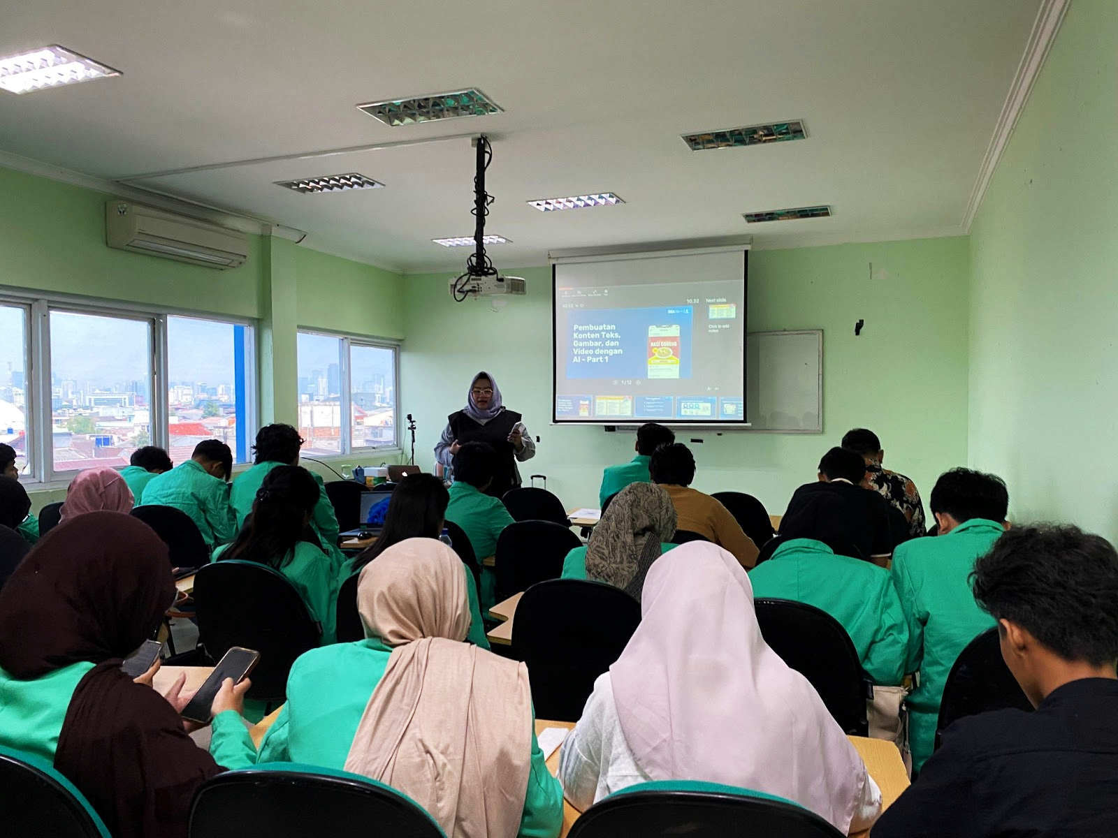 Kurikulum dan Mata Kuliah S1 Manajemen Logistik: Wujudkan Karier Gemilang Bersama Institut STIAMI