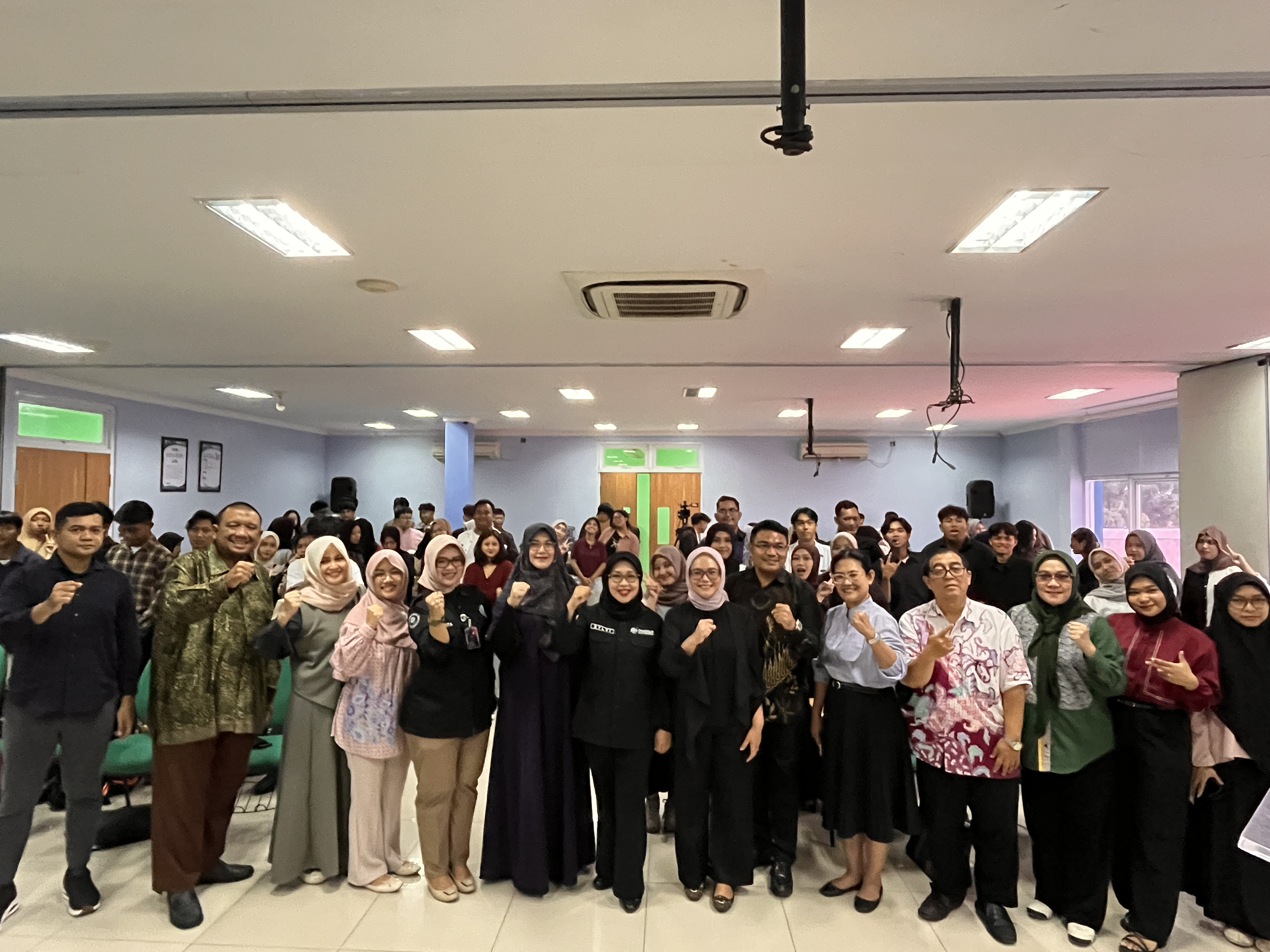 Grand Launching Production House Communications: Wadah Kreativitas Mahasiswa Manajemen Komunikasi Institut STIAMI